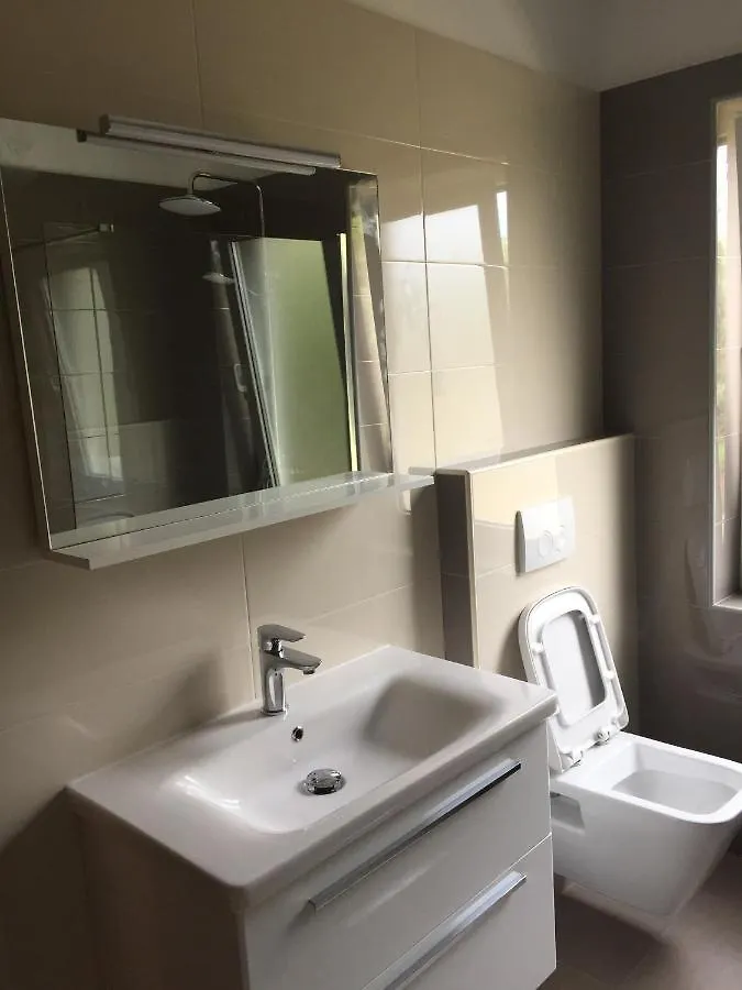 Casa de hóspedes Apartmani Noemi Pula Croácia