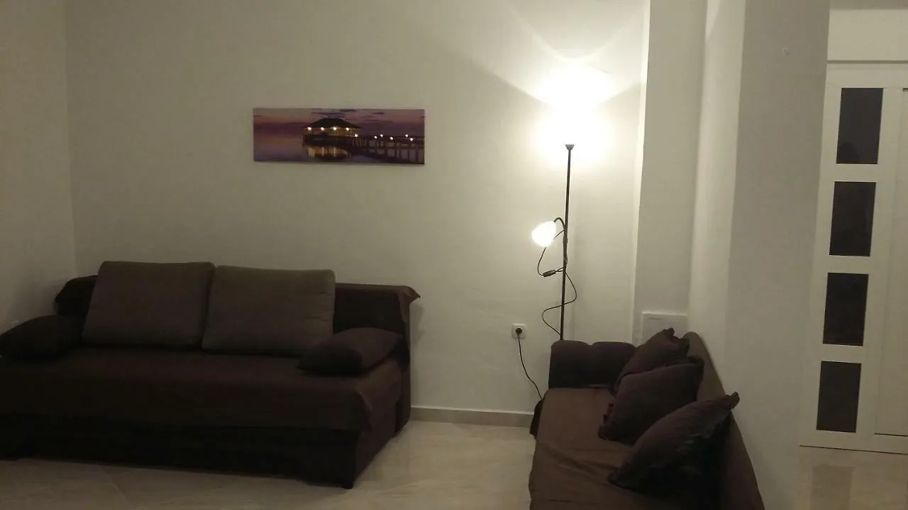 Apartmani Noemi Pula 0*,