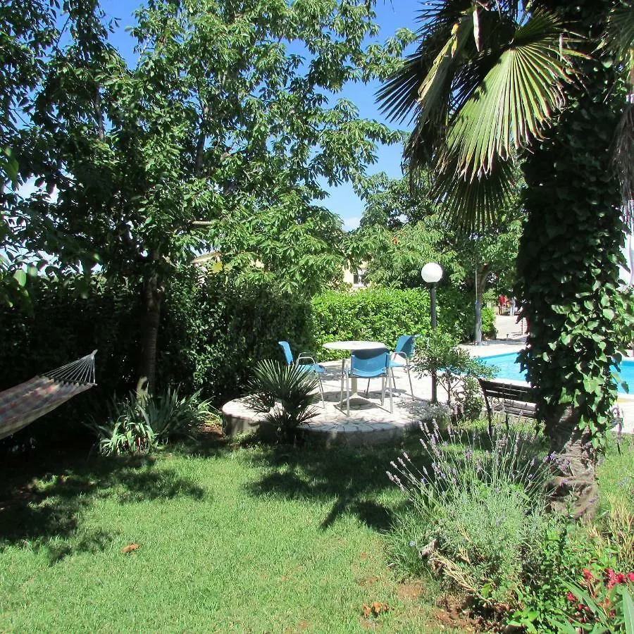 Casa de hóspedes Apartmani Noemi Pula